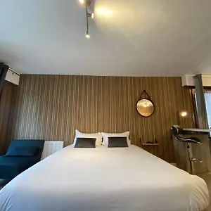 https://studios-aux-portes-de-geneve.hotels-rhonealpes.com