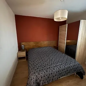 https://appartement-de-romain.hotels-rhonealpes.com